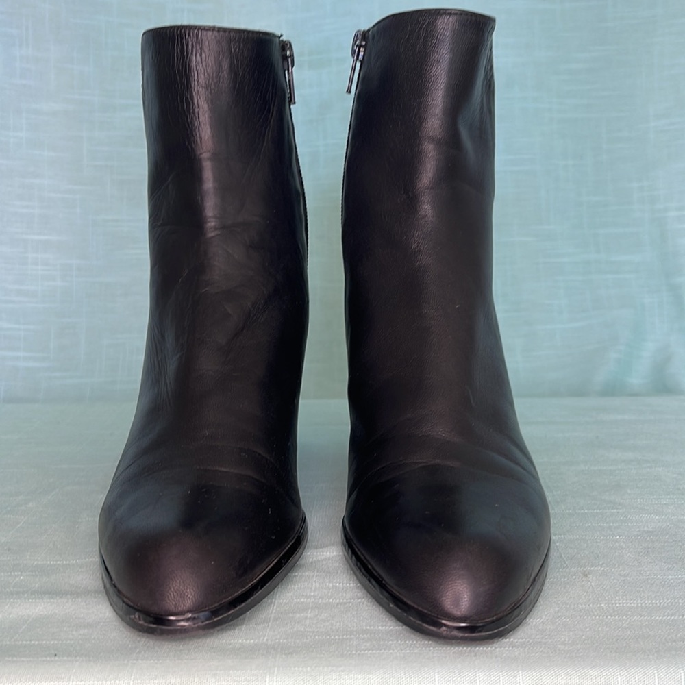 Stuart Weitzman | Heeled Booties | Leather | Size 6.5 | Very Good Condition - Picture 11 of 13